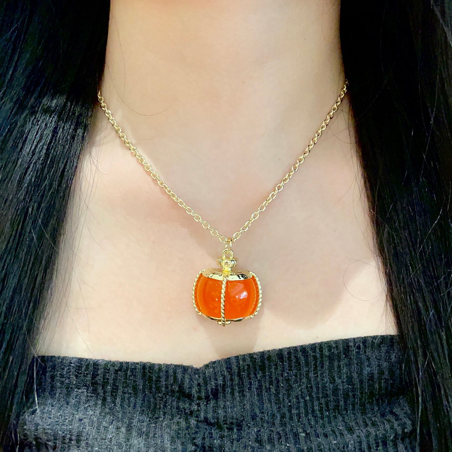 CHANEL 26S DOUBLE C LOGO ORANGE RESIN STATEMENT PENDANT NECKLACE IN GOLD METAL 629172