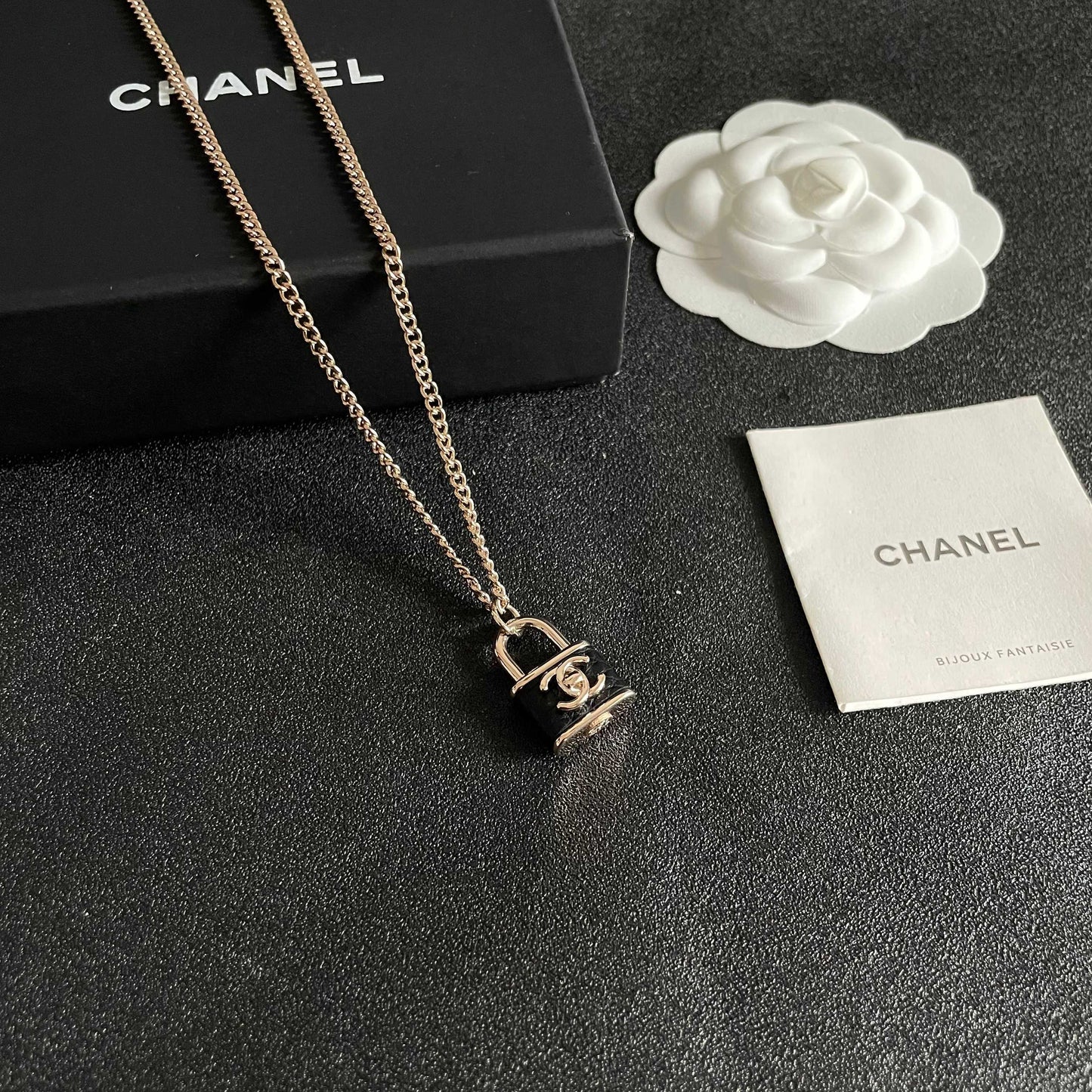 CHANEL 26S DOUBLE C LOGO PADLOCK CHAIN NECKLACE IN GOLD & BLACK METAL 629974