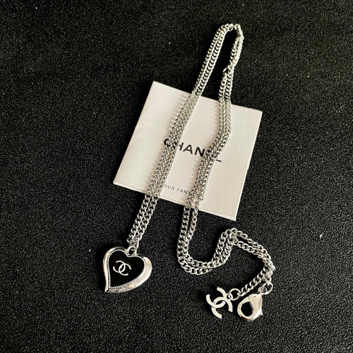 CHANEL 26S DOUBLE C HEART PENDANT CHAIN NECKLACE IN SILVER METAL 629978