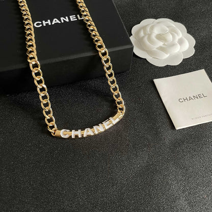 CHANEL 26S CHANEL LETTER LOGO CHAIN NECKLACE IN GOLD METAL WITH CC CHARM 630063