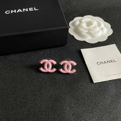 CHANEL 26S DOUBLE C LOGO PINK ENAMEL STUD EARRINGS IN GOLD METAL 630066