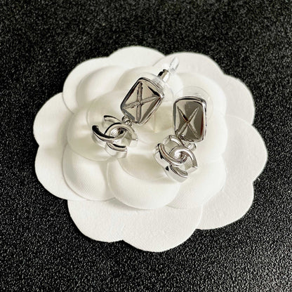CHANEL 26S DOUBLE C LOGO QUILTED RECTANGULAR DROP EARRINGS IN SILVER METAL 630071