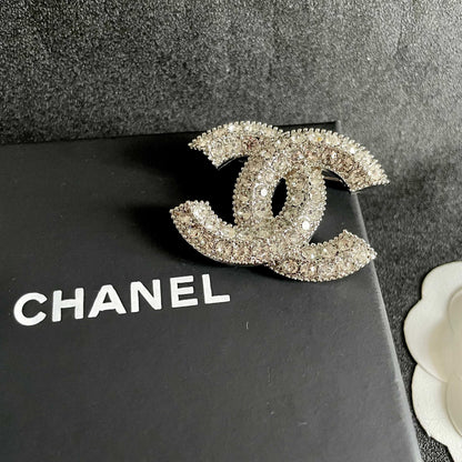 CHANEL 26S DOUBLE C LOGO FULL PAVE CRYSTAL BROOCH IN SILVER METAL 630080
