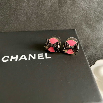 CHANEL 26S DOUBLE C LOGO BLACK BOW PINK ENAMEL ROUND STUD EARRINGS IN GOLD METAL 631023