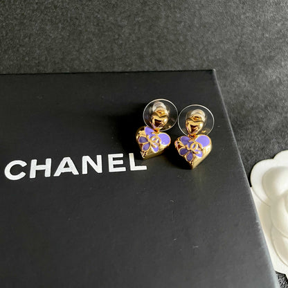 CHANEL 26S DOUBLE C HEART DROP EARRINGS WITH PURPLE ENAMEL FLORAL DETAIL IN GOLD METAL 631911
