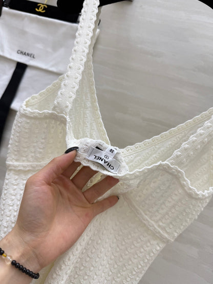CHANEL WHITE SPAGHETTI STRAP TOP 265024