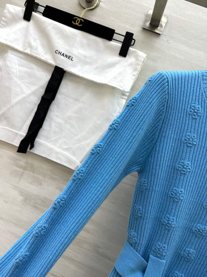 CHANEL 26S SWEATER 675