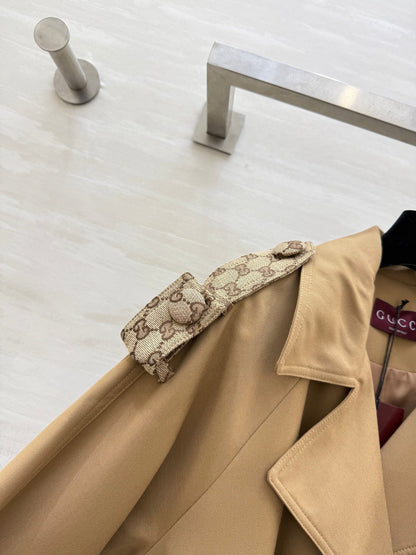 GUCCI 26S LONG COAT 196