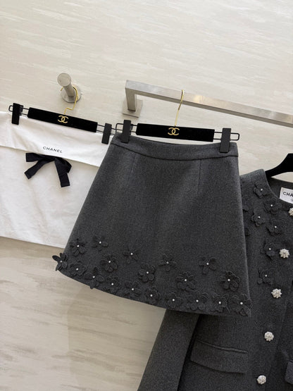 CHANEL 26S WOOL JACKET AND SKIRT SET 870