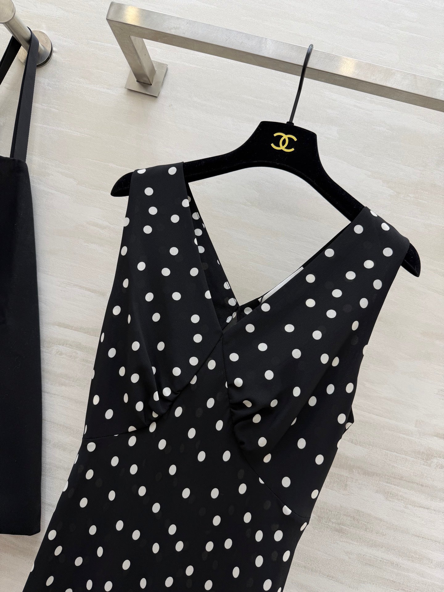 YSL 26S V-NECK MAXI DRESS 275