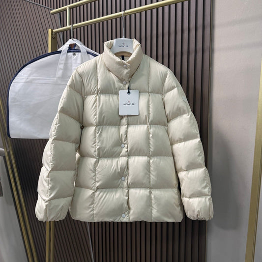 MONCLER 25S SQUARE-QUILTED DOWN JACKET 429