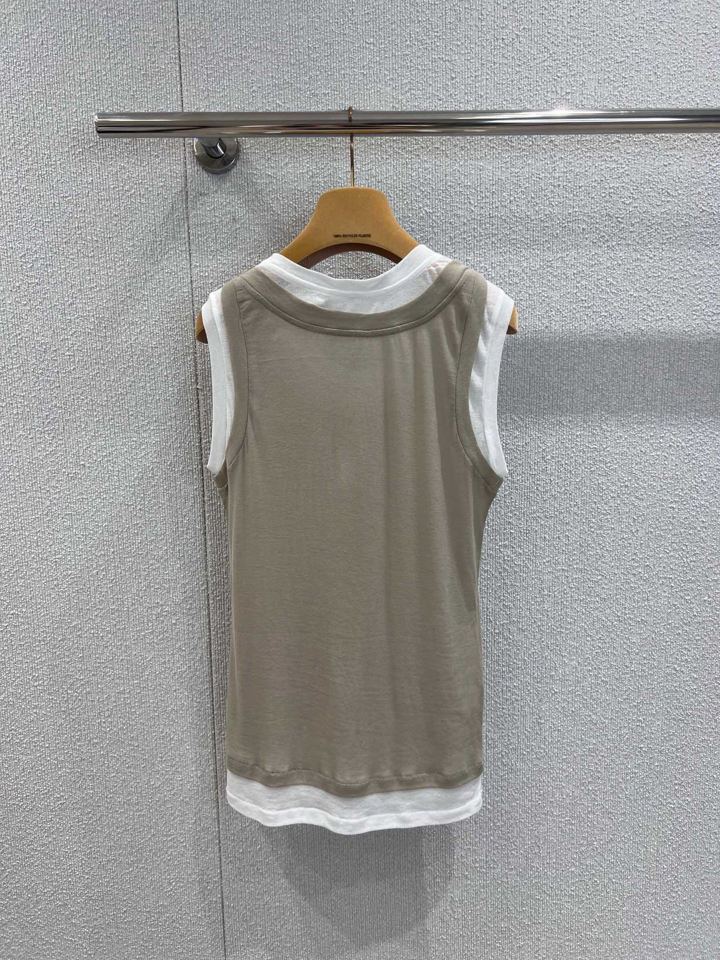 MIUMIU SLEEVELESS TOP 268911
