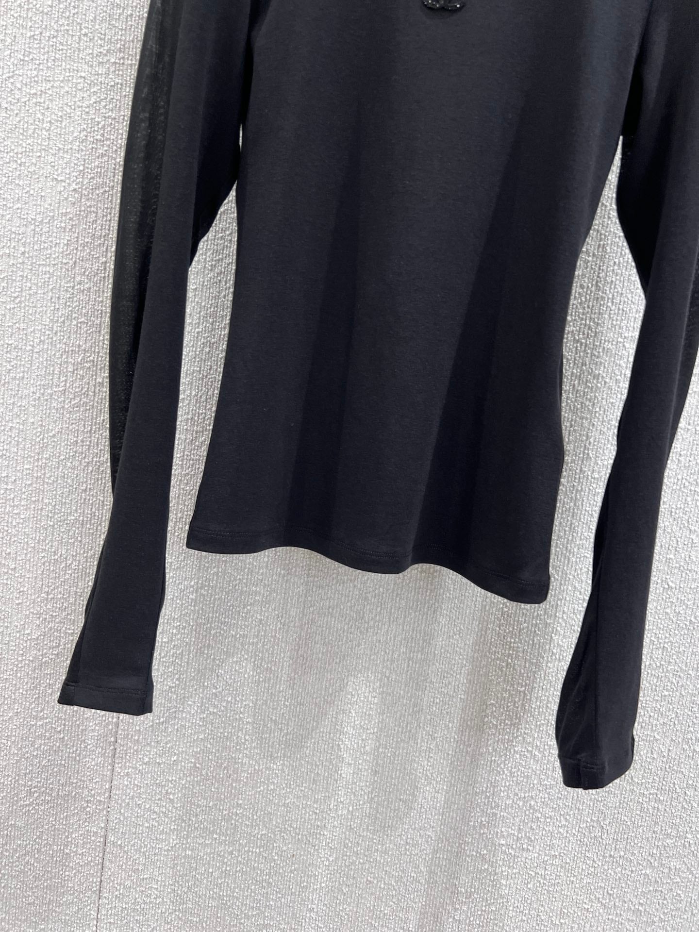 CHANEL 25S LONG-SLEEVE T-SHIRT STYLE 123