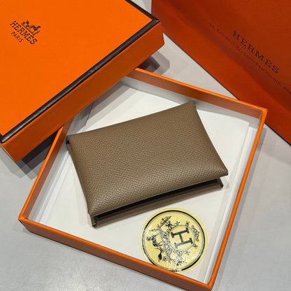 CALVI DUO COMPACT CARD HOLDER IN BEIGE MARFA EPSOM CALFSKIN