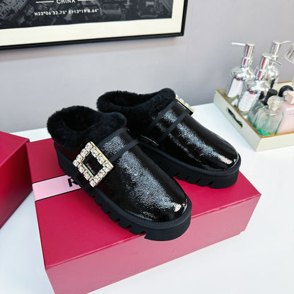 VIV WINTER PLATFORM MULES IN BLACK PATENT CALFSKIN