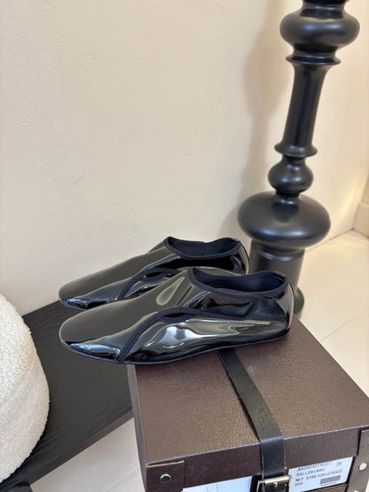 ALAIA 26S FLAT LOAFERS IN BLACK GLOSSY LAMBSKIN