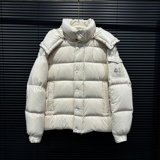 MONCLER 25S DOWN JACKET 379