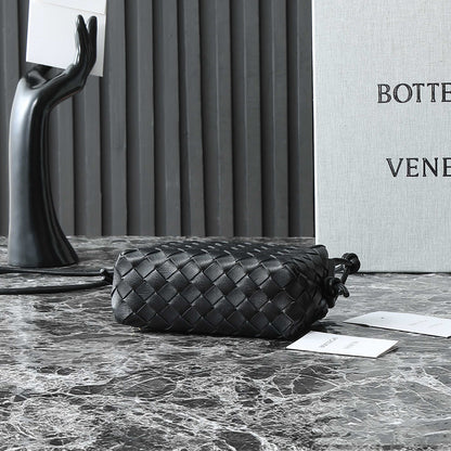 BOTTEGA VENETA KNOT CROSSBODY BAG 17 IN BLACK CALFSKIN