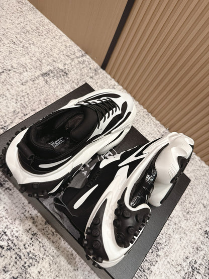 BALMAIN 26S SNEAKERS 60 MM IN WHITE AND BLACK CALFSKIN