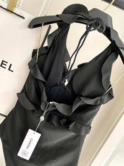 CC BIKINI SWIMSUIT SET BLACK AND RUFFLED TRIM 622180