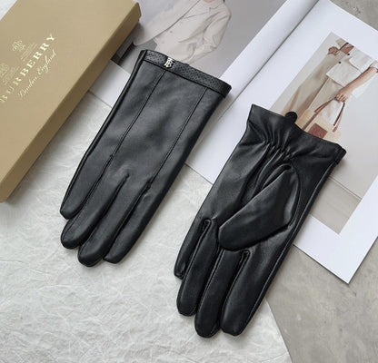 GLOVES IN BLACK LAMBSKIN 439186