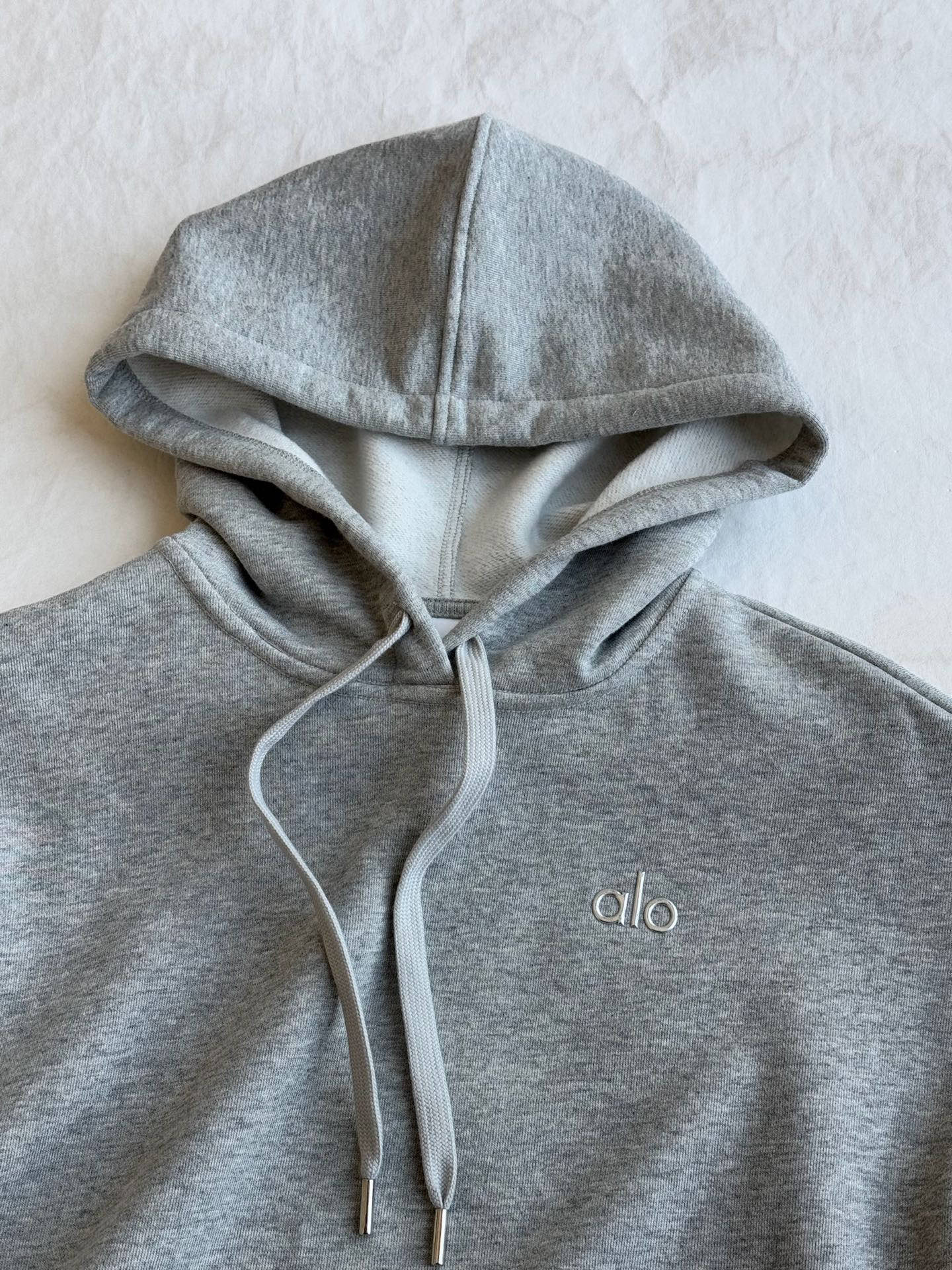 ALO SWEATSUIT SET STYLE 26