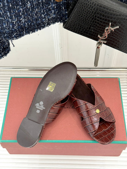 LP SANDALS 25S IN MAHOGANY RED LAMBSKIN SNAKE EMBOSSING