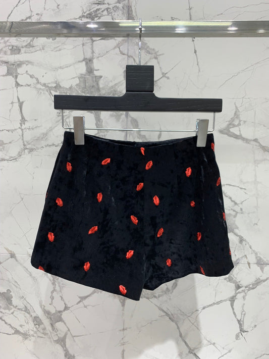 YSL 25S SHORT STYLE 161