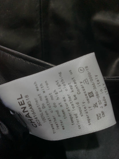 CHANEL 25S ROUND-NECK LEATHER JACKET 410