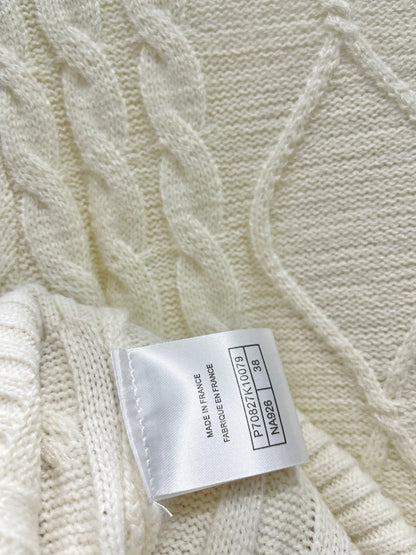 CHANEL 26S LONG-SLEEVE CREWNECK SWEATER 667