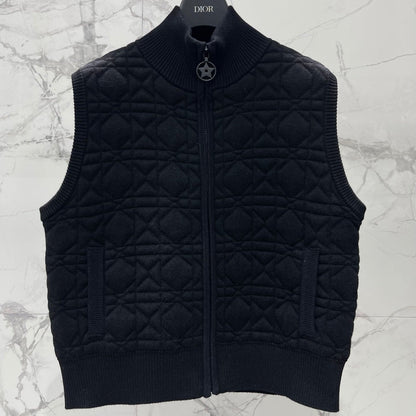 DIOR 26S DIAMOND-PATTERN KNIT VEST 946