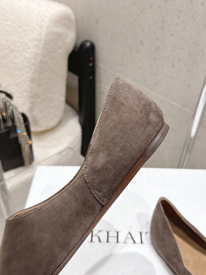 CELINE 26S FLAT SHOES IN TOFFEE BROWN SUEDE