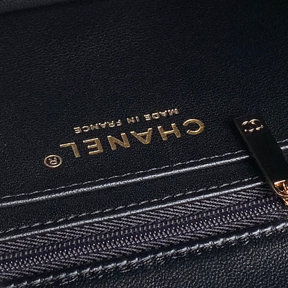 CHANEL 25S MINI FLAP BAG 20 IN BLACK PATENT CALFSKIN GOLD HARDWARE