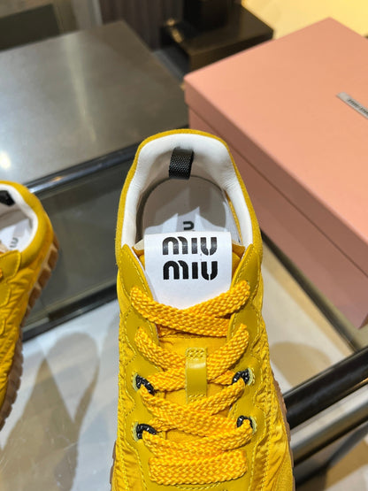 MIUMIU 26S SNEAKERS IN YELLOW FABRIC AND SUEDE