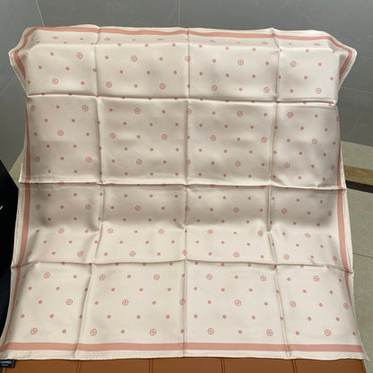 CHANEL 25S SCARF 90 IN SILK 704605