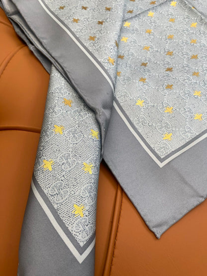 GUCCI 25S SCARF 90 IN SILK 709694