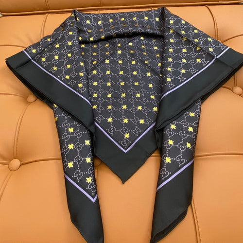 GUCCI 25S SCARF 90 IN SILK 709695