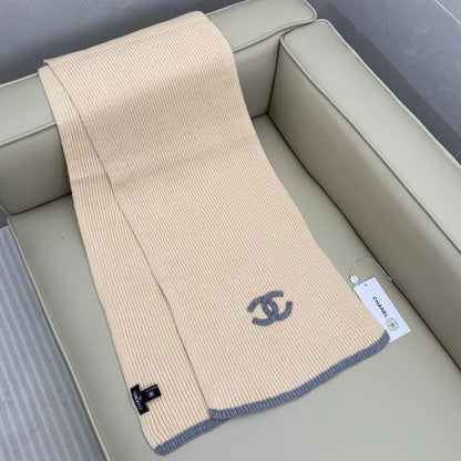 CHANEL 25S SCARF IN CASHMERE 931290