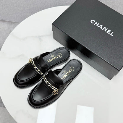CC FLAT MULE 25S IN BLACK CALFSKIN STYLE 2