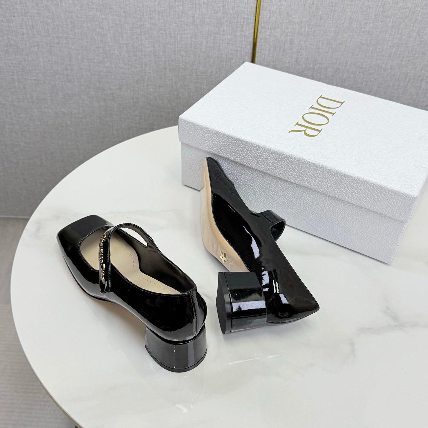 DIOR 26S MARY JANE HIGH HEELS 40MM IN BLACK PATENT CALFSKIN GOLD HARDWARE