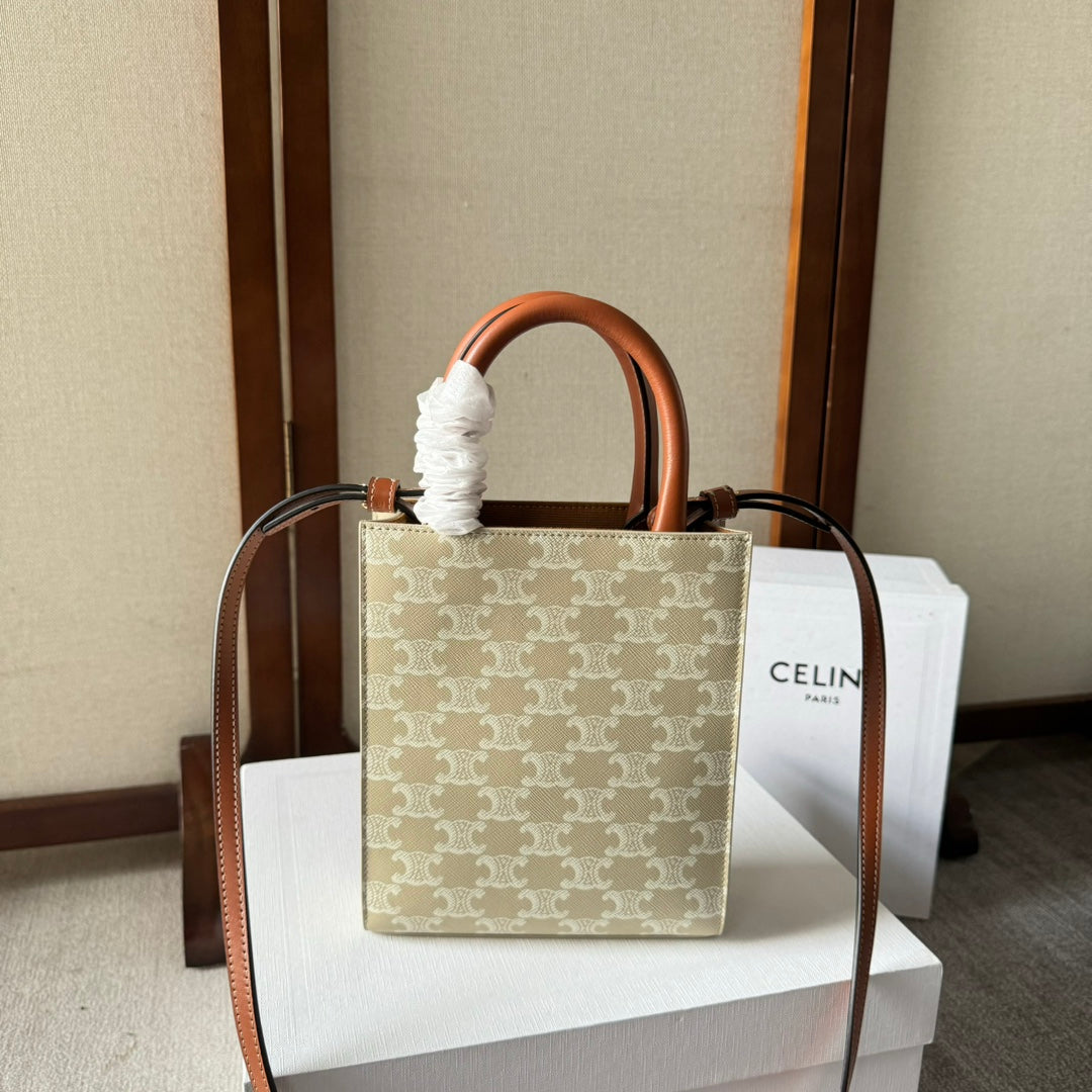 CP BAG MINI 21 VERTICAL CABAS BEIGE IN TRIOMPHE CANVAS