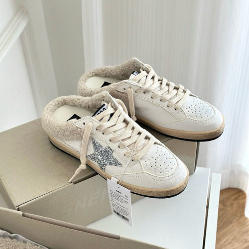 SUPER-STAR SABOTS IN WHITE CALFSKIN SHEARING LINING AND GLITTER WHITE STAR