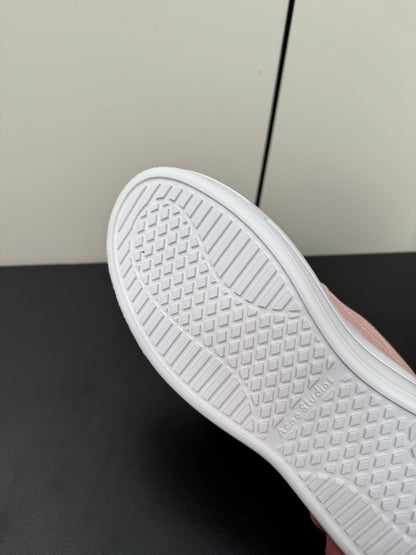 ACNE STUDIO SNEAKER IN SALMON PINK LAMBSKIN
