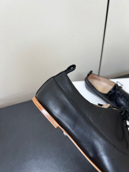 CELINE 26S MINIMAL LACE-UP SHOES IN BLACK CALFSKIN