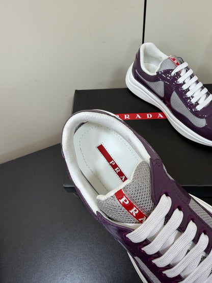 PRADA 26S SNEAKERS IN PLUM PURPLE PATENT CALFSKIN AND WHITE MESH