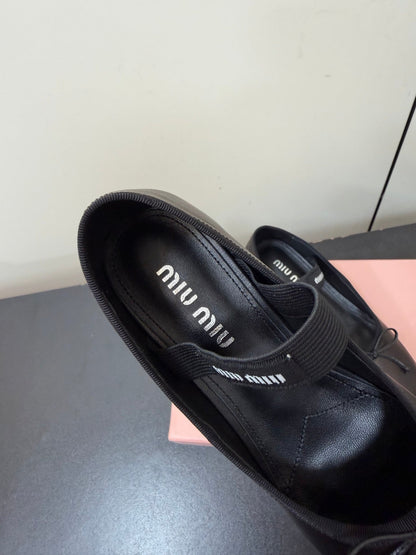 MIUMIU 26S FAIRY BALLET FLATS IN BLACK CALFSKIN