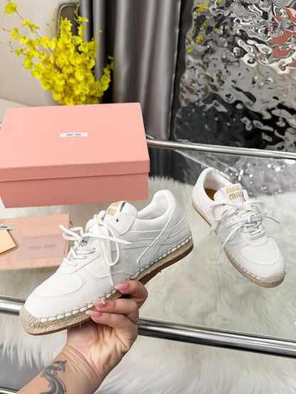 MIUMIU 26S SNEAKERS IN WHITE SUEDE