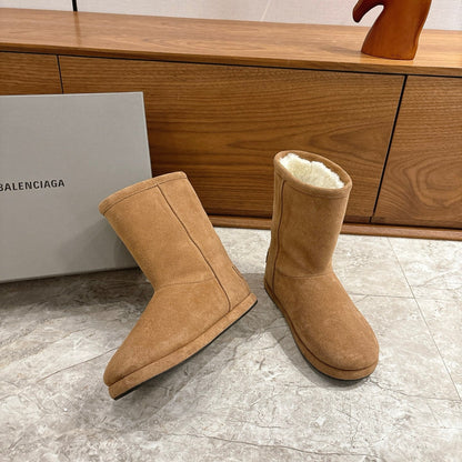 BALENCIAGA 25S ALASKA ANKLE BOOTS IN LIGHT BROWN SUEDE