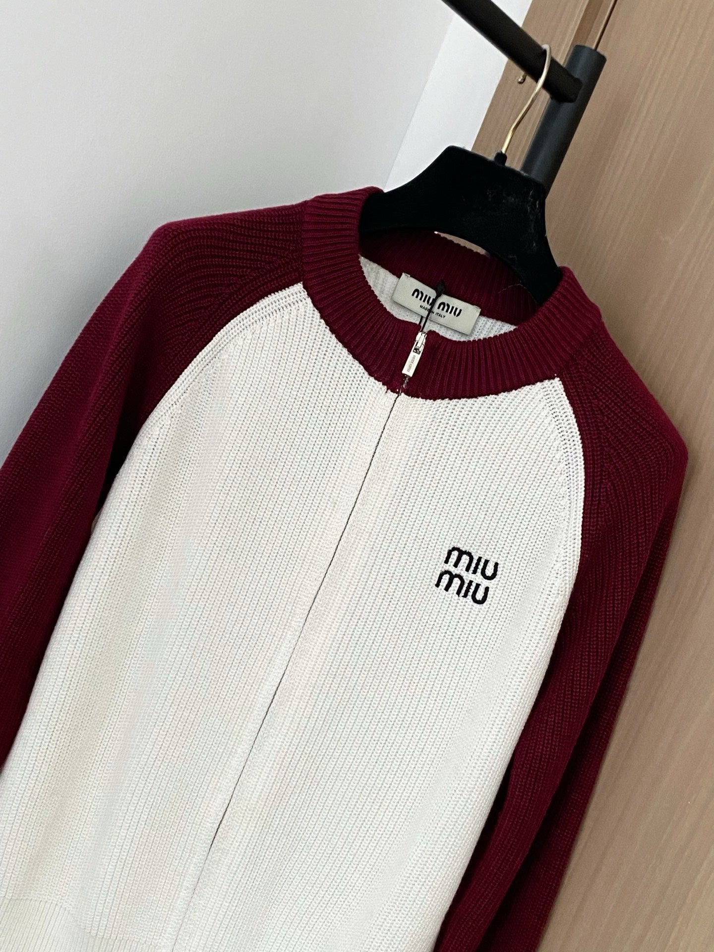 MIUMIU CARDIGAN STYLE 156