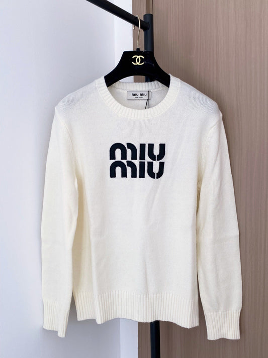 MIUMIU SWEATER STYLE 704